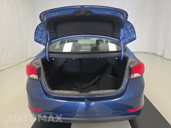 2016 Hyundai Elantra SE Sedan – miniatura 16