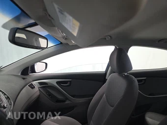 2016 Hyundai Elantra SE Sedan – miniatura 18