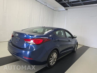 2016 Hyundai Elantra SE Sedan – miniatura 4