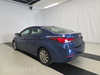 2016 Hyundai Elantra SE Sedan – miniatura 6