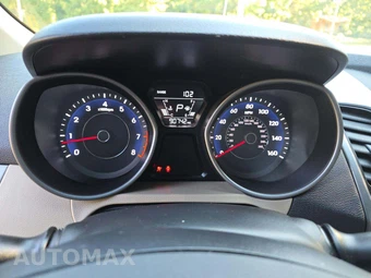 2016 Hyundai Elantra SE Sedan – miniatura 6