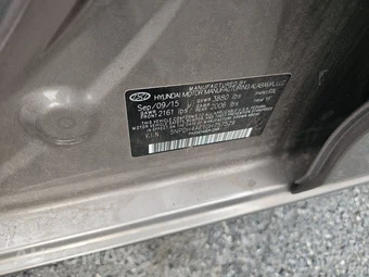 2016 Hyundai Elantra SE Sedan – miniatura 14