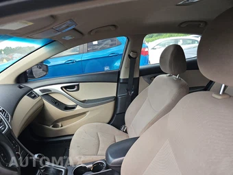 2016 Hyundai Elantra SE Sedan – miniatura 17