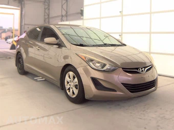 2016 Hyundai Elantra SE Sedan – miniatura 3