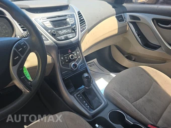 2016 Hyundai Elantra SE Sedan – miniatura 11
