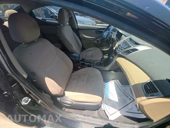 2016 Hyundai Elantra SE Sedan – miniatura 8