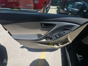 2016 Hyundai Elantra SE Sedan – miniatura 9