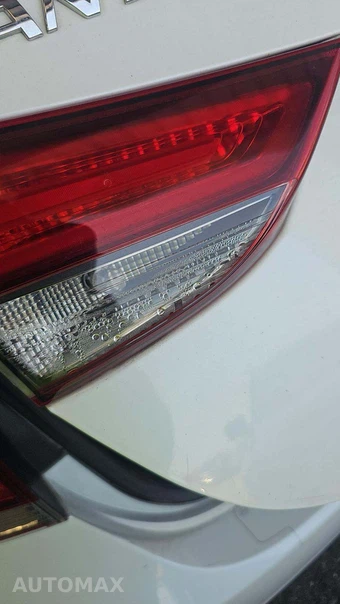 2016 Hyundai Elantra SE Sedan – miniatura 19