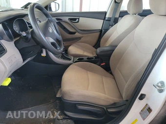 2016 Hyundai Elantra SE Sedan – miniatura 7