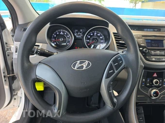 2016 Hyundai Elantra SE Sedan – miniatura 10