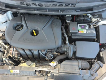 2016 Hyundai Elantra SE Sedan – miniatura 15