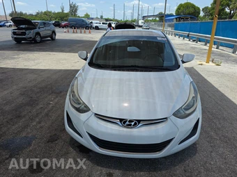 2016 Hyundai Elantra SE Sedan – miniatura 2