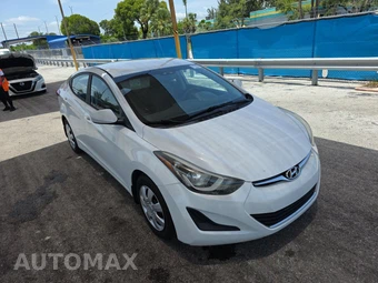 2016 Hyundai Elantra SE Sedan – miniatura 3