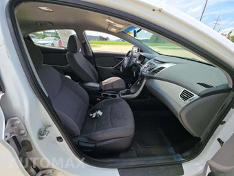 2016 Hyundai Elantra SE Sedan – miniatura 15