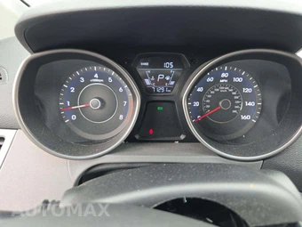 2016 Hyundai Elantra SE Sedan – miniatura 6