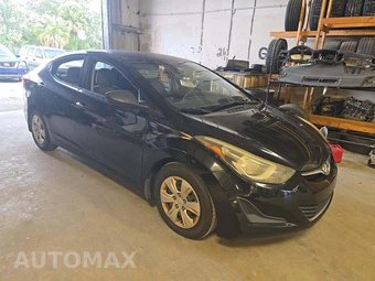 2016 Hyundai Elantra SE Sedan - miniatura 4
