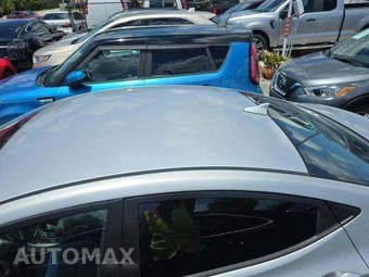 2016 Hyundai Elantra SE Sedan – miniatura 12