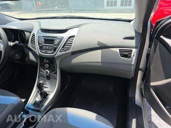 2016 Hyundai Elantra SE Sedan – miniatura 18