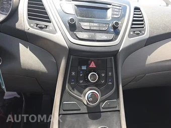 2016 Hyundai Elantra SE Sedan – miniatura 30