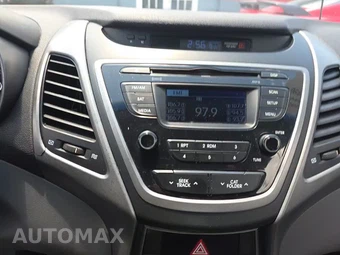 2016 Hyundai Elantra SE Sedan – miniatura 31