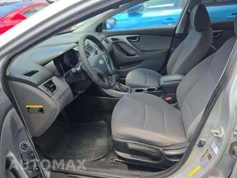 2016 Hyundai Elantra SE Sedan – miniatura 6