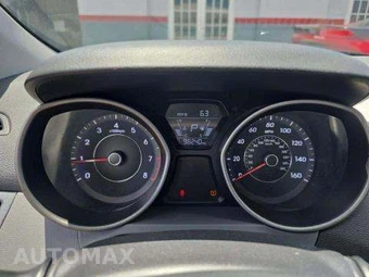 2016 Hyundai Elantra SE Sedan – miniatura 9