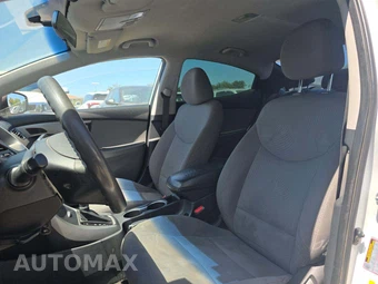 2016 Hyundai Elantra SE Sedan - miniatura 3