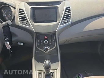 2016 Hyundai Elantra SE Sedan - miniatura 7