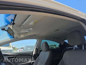 2016 Hyundai Elantra SE Sedan - miniatura 8