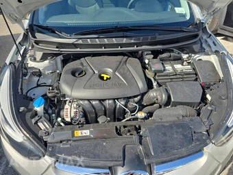 2016 Hyundai Elantra SE Sedan – miniatura 15