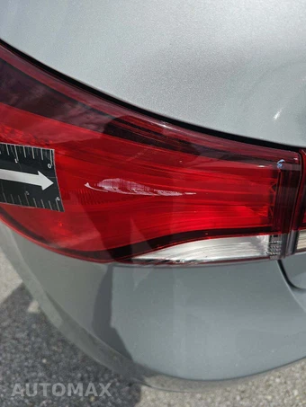 2016 Hyundai Elantra SE Sedan – miniatura 18