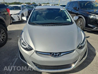 2016 Hyundai Elantra SE Sedan – miniatura 2
