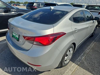 2016 Hyundai Elantra SE Sedan – miniatura 4