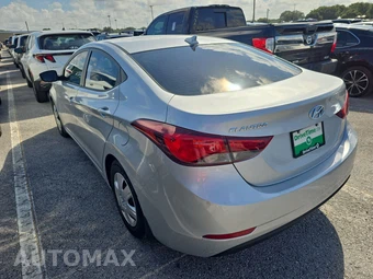 2016 Hyundai Elantra SE Sedan – miniatura 6