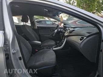 2016 Hyundai Elantra SE Sedan - miniatura 14