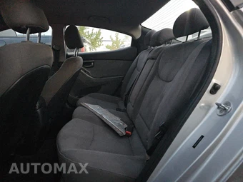 2016 Hyundai Elantra SE Sedan - miniatura 19