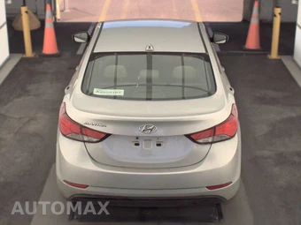 2016 Hyundai Elantra SE Sedan - miniatura 6