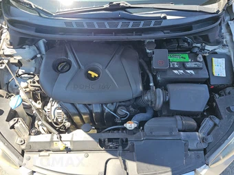 2016 Hyundai Elantra SE Sedan - miniatura 16
