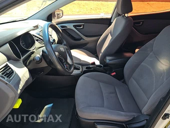 2016 Hyundai Elantra SE Sedan - miniatura 7