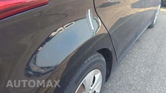 2016 Hyundai Elantra SE Sedan – miniatura 30