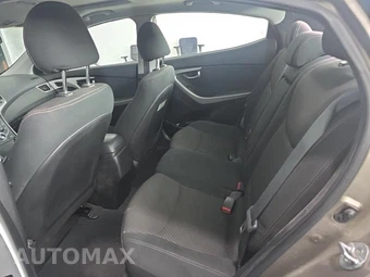 2016 Hyundai Elantra Value Edition Sedan – miniatura 10