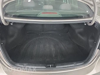 2016 Hyundai Elantra Value Edition Sedan – miniatura 13