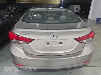 2016 Hyundai Elantra Value Edition Sedan – miniatura 5
