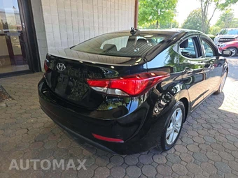 2016 Hyundai Elantra Value Edition Sedan - miniatura 3