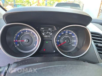 2016 Hyundai Elantra Value Edition Sedan - miniatura 9