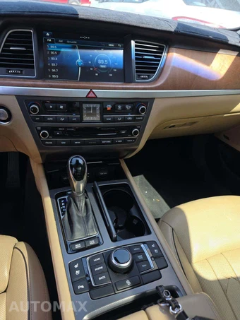 2016 Hyundai Genesis 3.8 Sedan – miniatura 10