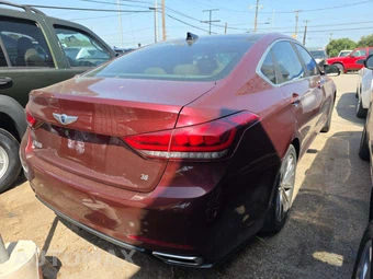 2016 Hyundai Genesis 3.8 Sedan – miniatura 3