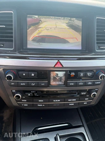 2016 Hyundai Genesis 3.8 Sedan - miniatura 14