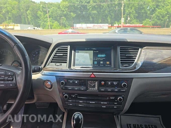 2016 Hyundai Genesis 3.8 Sedan - miniatura 10