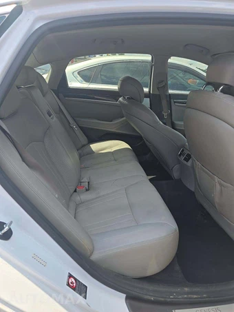 2016 Hyundai Genesis 3.8 Sedan - miniatura 16